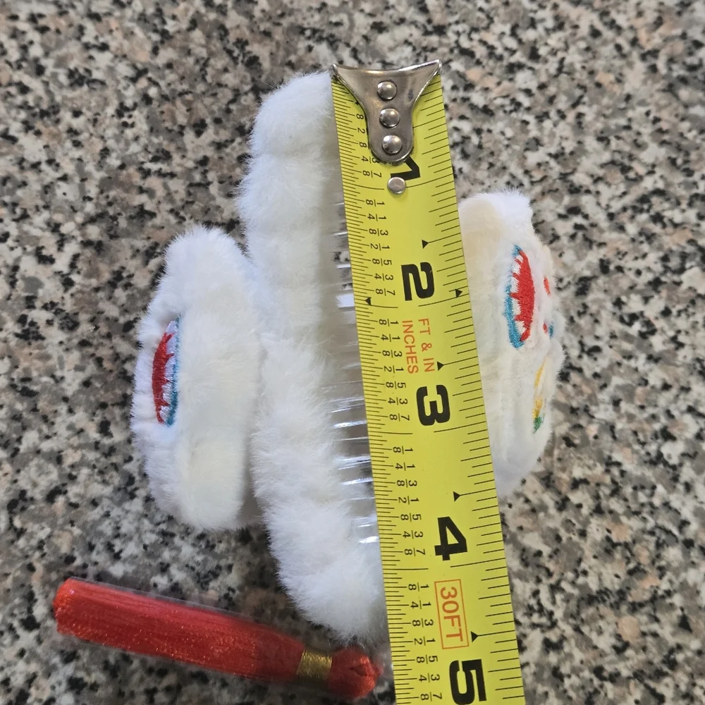 N/A adorable white
